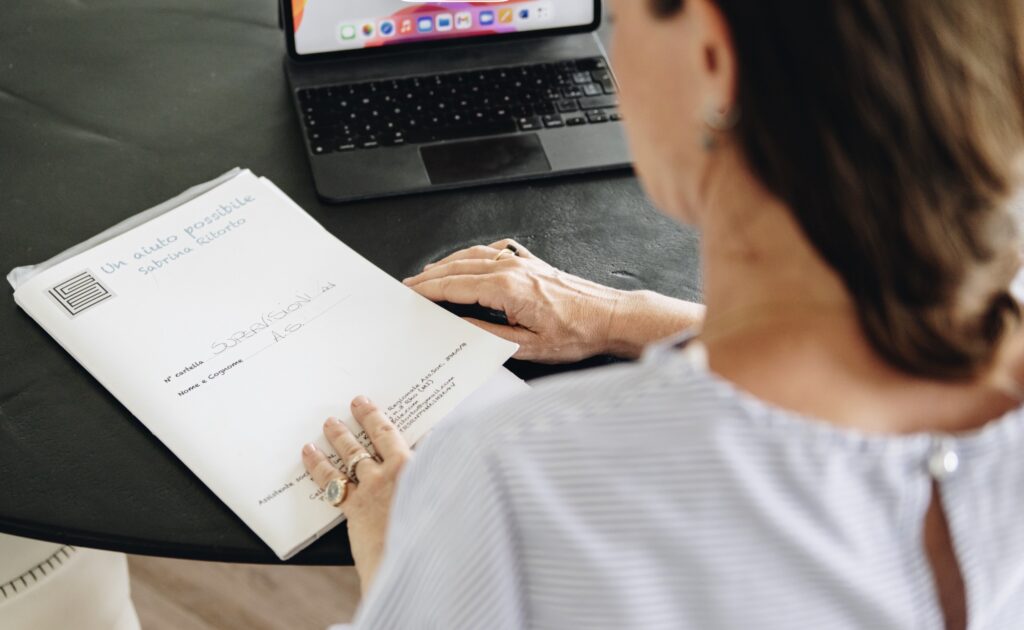 Cartella sociale per professionisti della relazione di aiuto